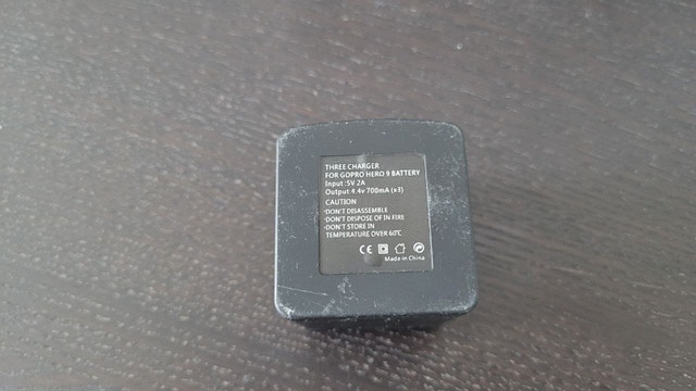 GoPro Camera Battery Charger - photo 3