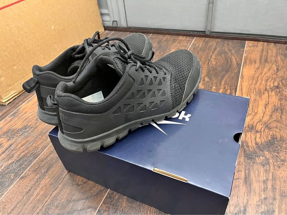 Safety shoes for Men