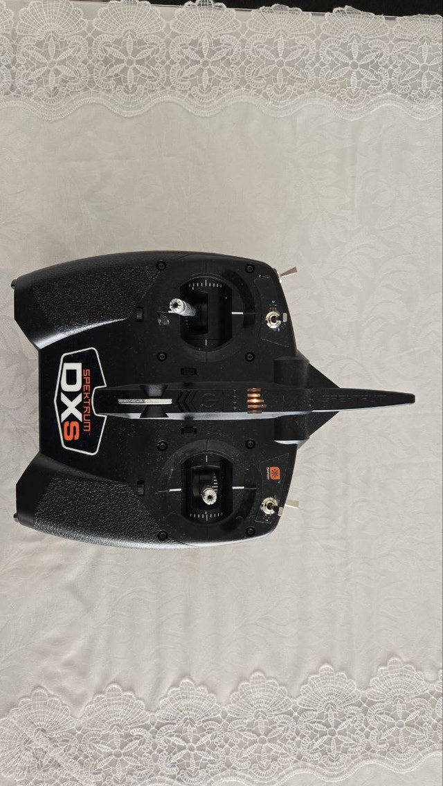 Spektrum DXS 7-channel DSMX Radio Transmitter - photo 2