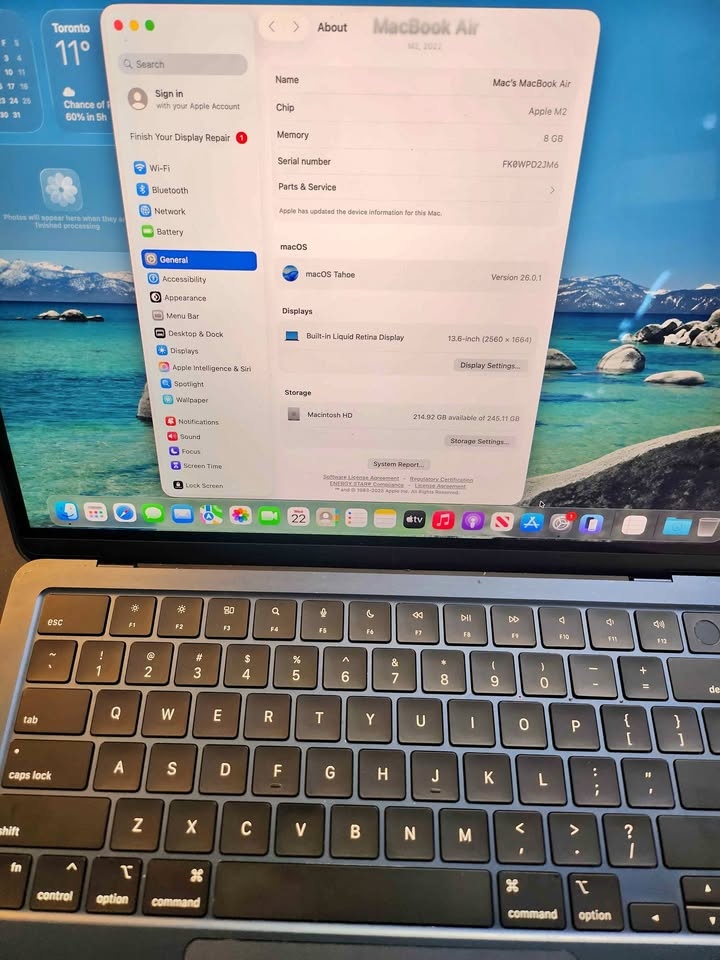 M2 Macbook Air, 8gb , 256gb sad for sale