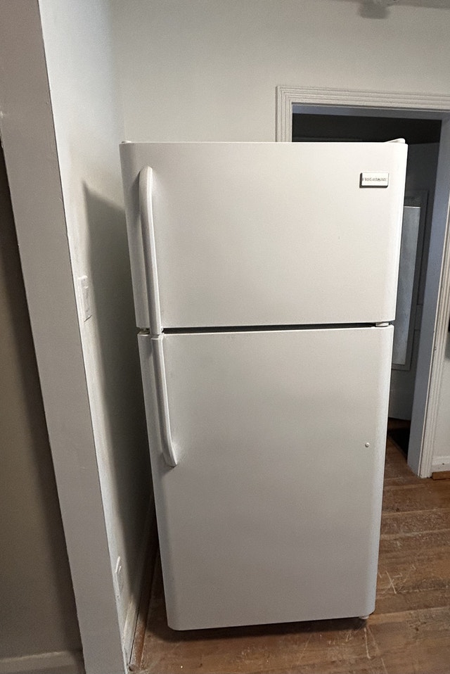 Frigidaire Refrigerator