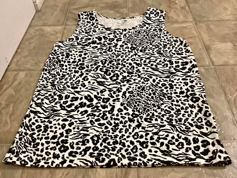 Dress and shirts girls and women's