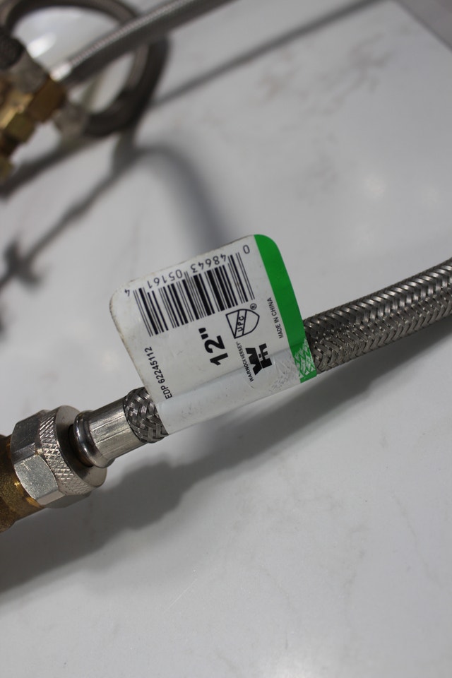 Watts Faucet Supply Line 12''+Full Sink Assembly - photo 4