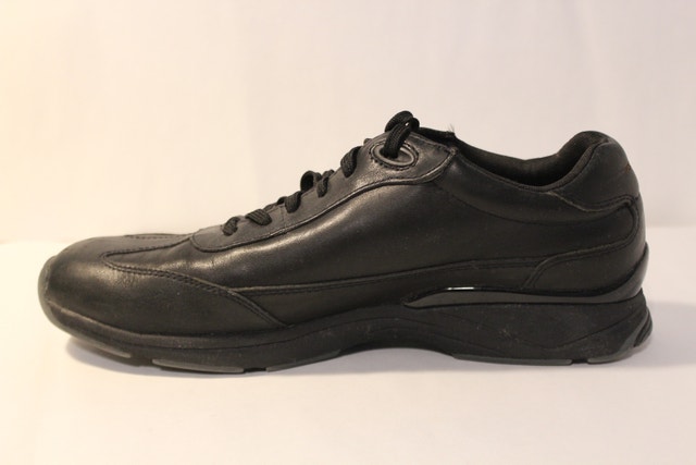 US 9.5 Male/Womens Rockport XCS Leather Shoes - photo 4
