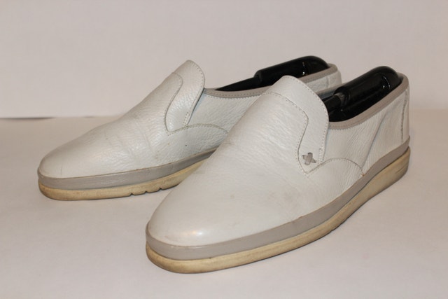US 8 Male Bally leather slip on shoes