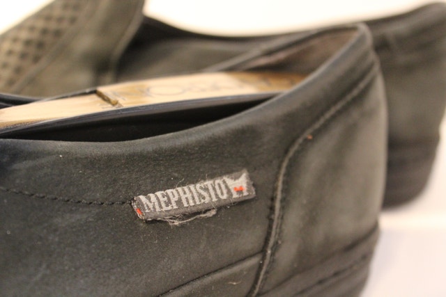 US 8 Male Mephisto Air-Jet black leather slip-on loafers - photo 4