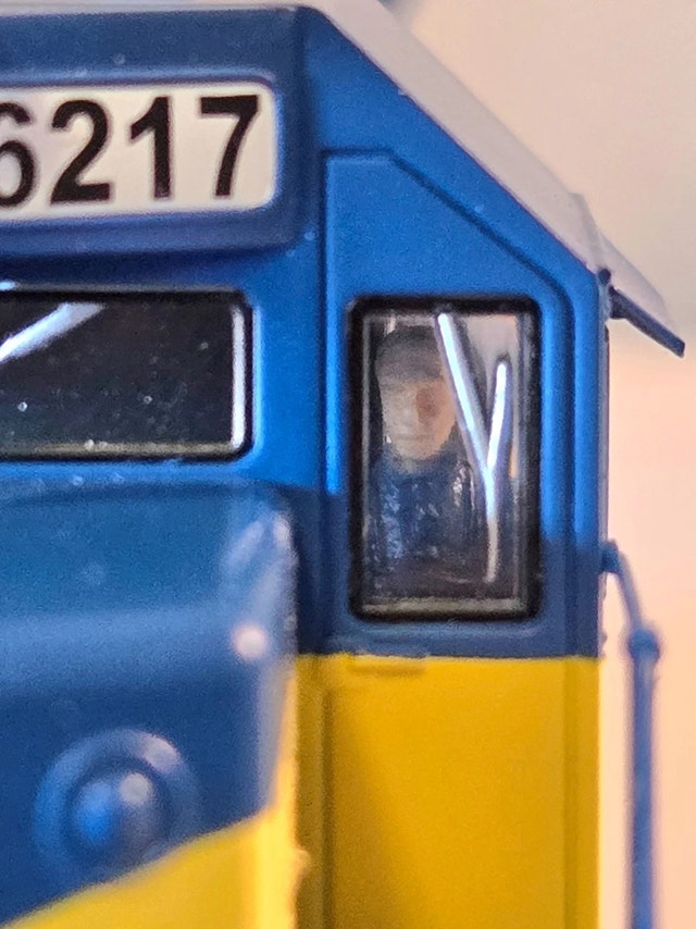 HO Scale Locomotive IC&E #6217 "City of Lyle" - photo 5