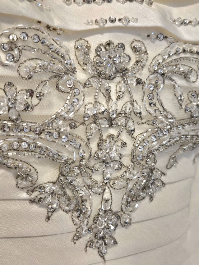 Casablanca Wedding Gown Size 16 - photo 4