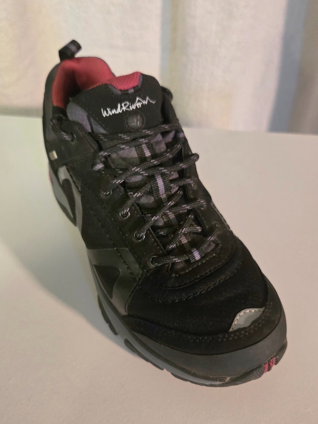 Windriver Tarantula Low-Cut Womans Hiking Shoe - photo 5