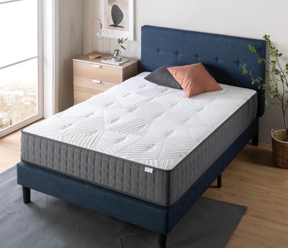 Queen Size Hybrid Mattress 10 In (brand new) - photo 2