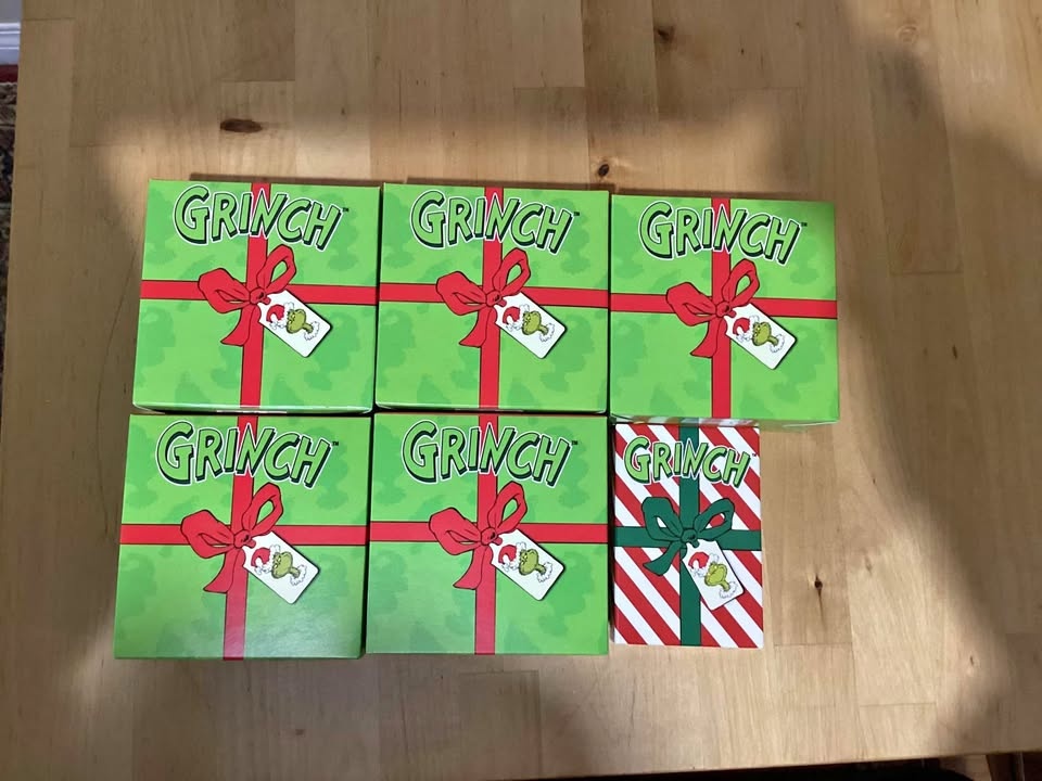 Mcdonalds Grinch toys