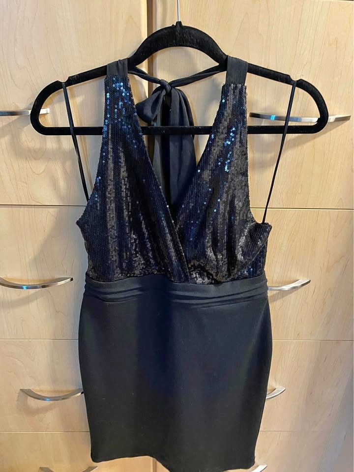 BNWT black sequin halter dress, perfect for holiday parties!