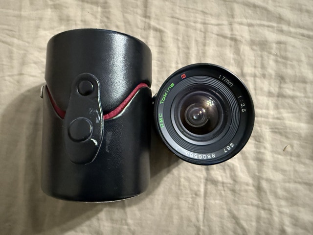 Tokina RMC 17mm f/3.5 Ultra Wide (Ø67) + Case