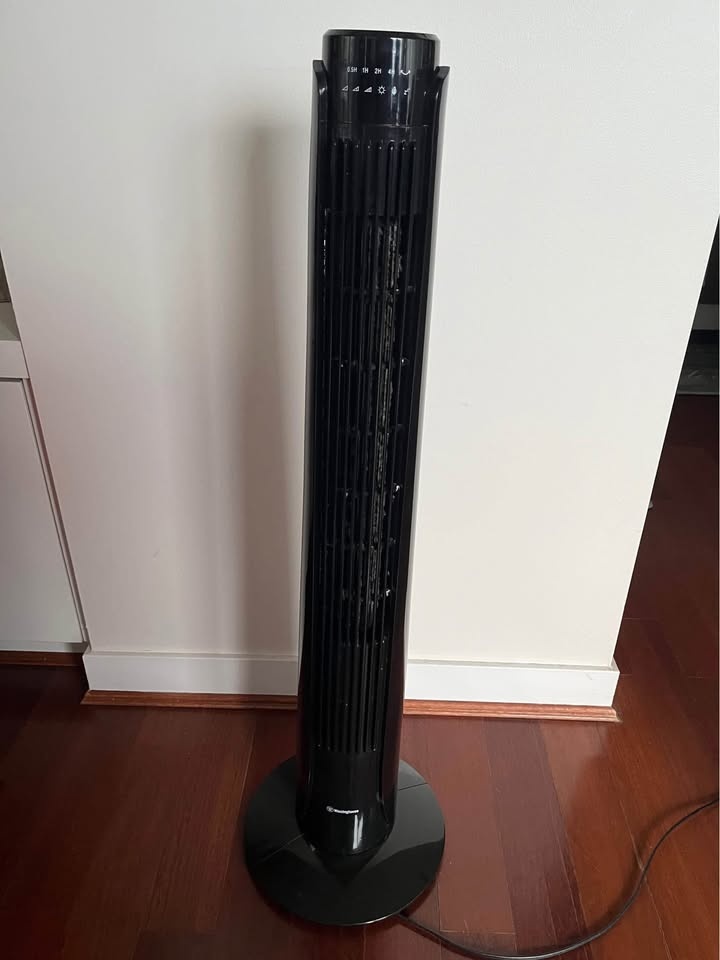 Westinghouse oscillating tower fan — black — $15 - photo 3