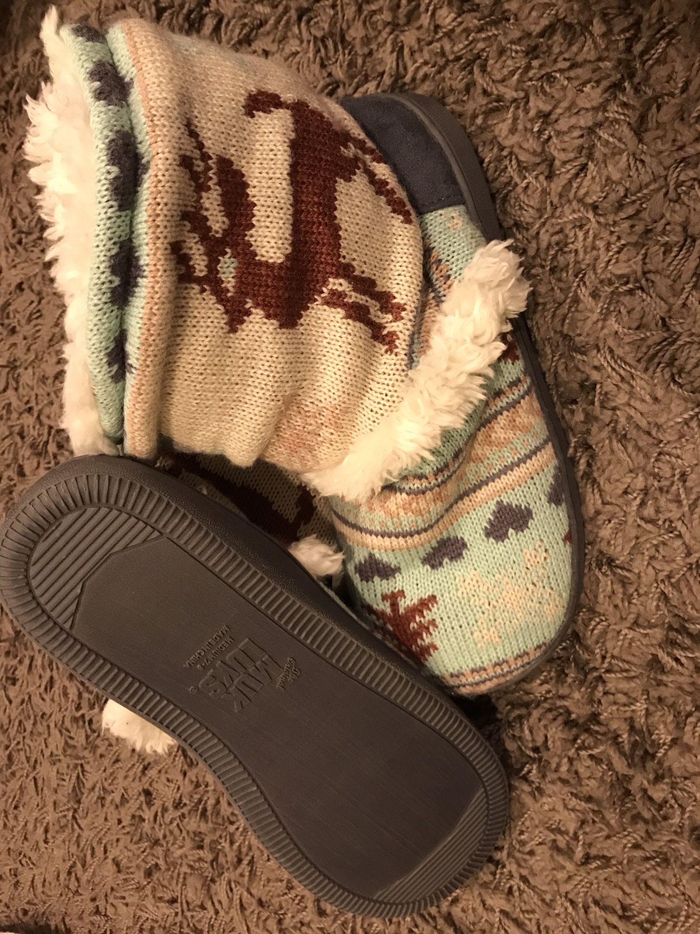 Boot size 7, new no tags