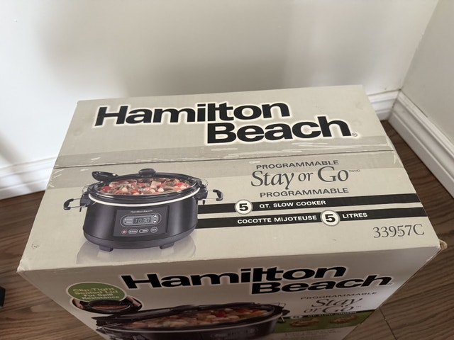 MOVING SALE - brand new Hamilton Beach Programmable Slow Cooker - photo 3