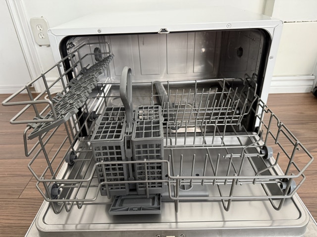 MOVING SALE - Danby Countertop Dishwasher - photo 2