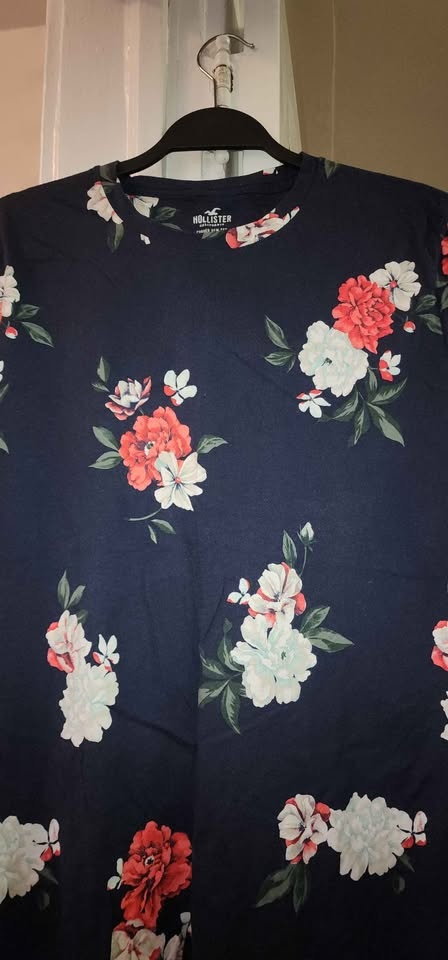 Hollister Men's short sleeve crewneck - photo 4