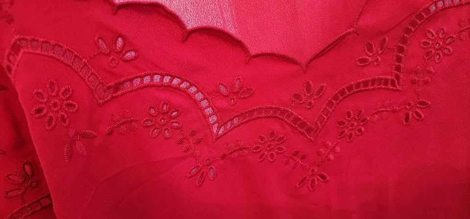Torrid eyelet trim sleeveless blouse - photo 4