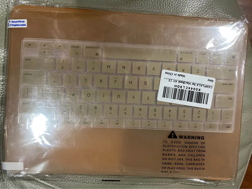 NEW 15’ Apple MacBook Pro Hard Cover in Pink image indicator(2)