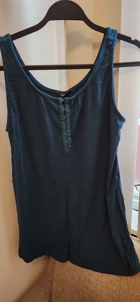 Torrid knit top hook-and-eye - photo 2