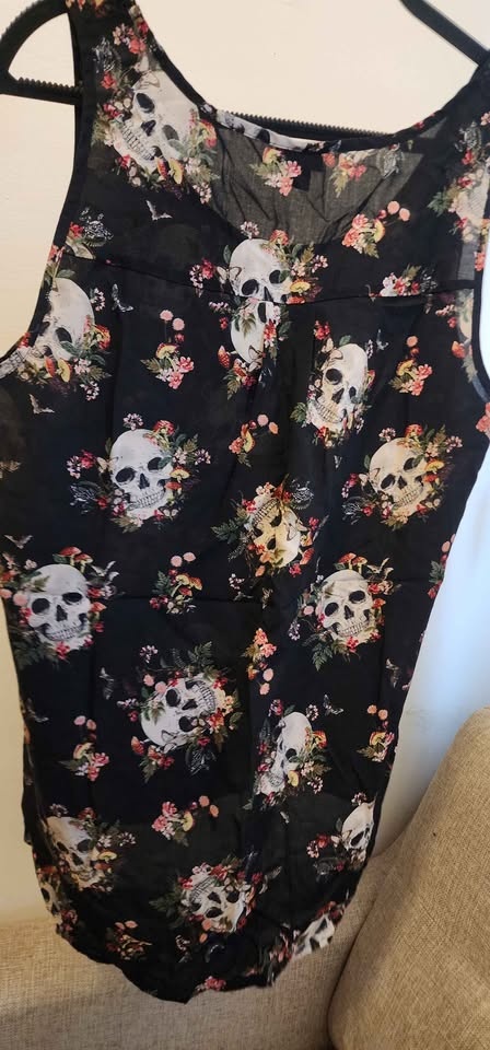 Torrid floral skull sleeveless top - photo 4