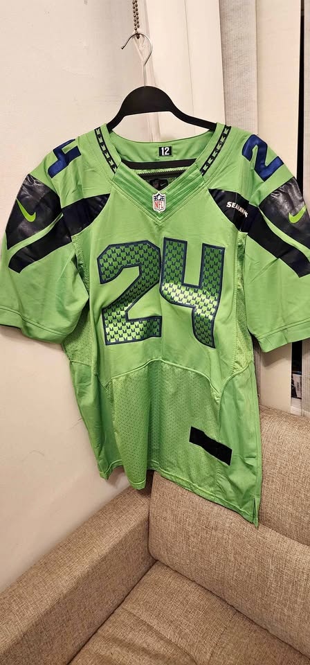 Nike NFL Men's Jersey Lynch #24