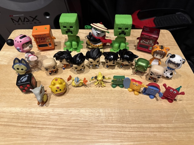 Various Figures - photo 2