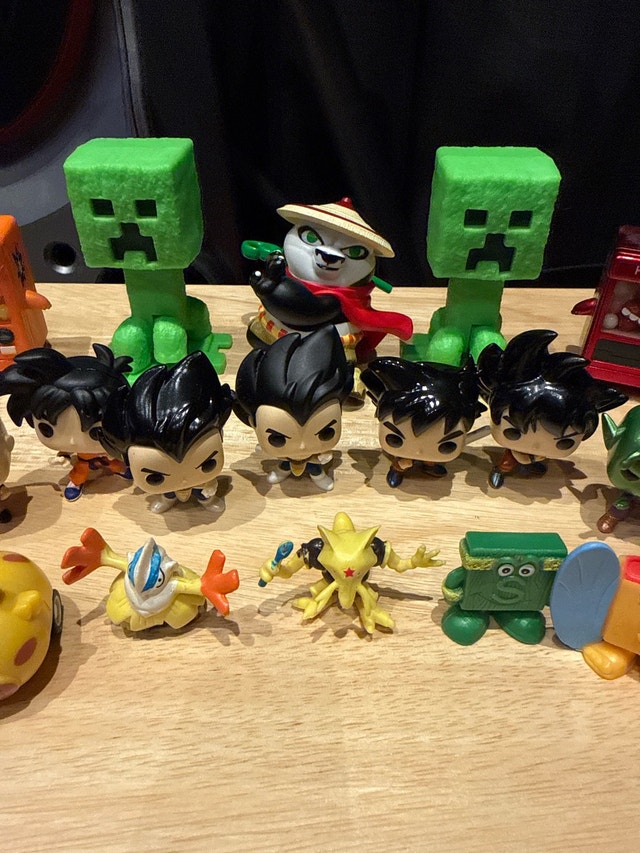 Various Figures - photo 3