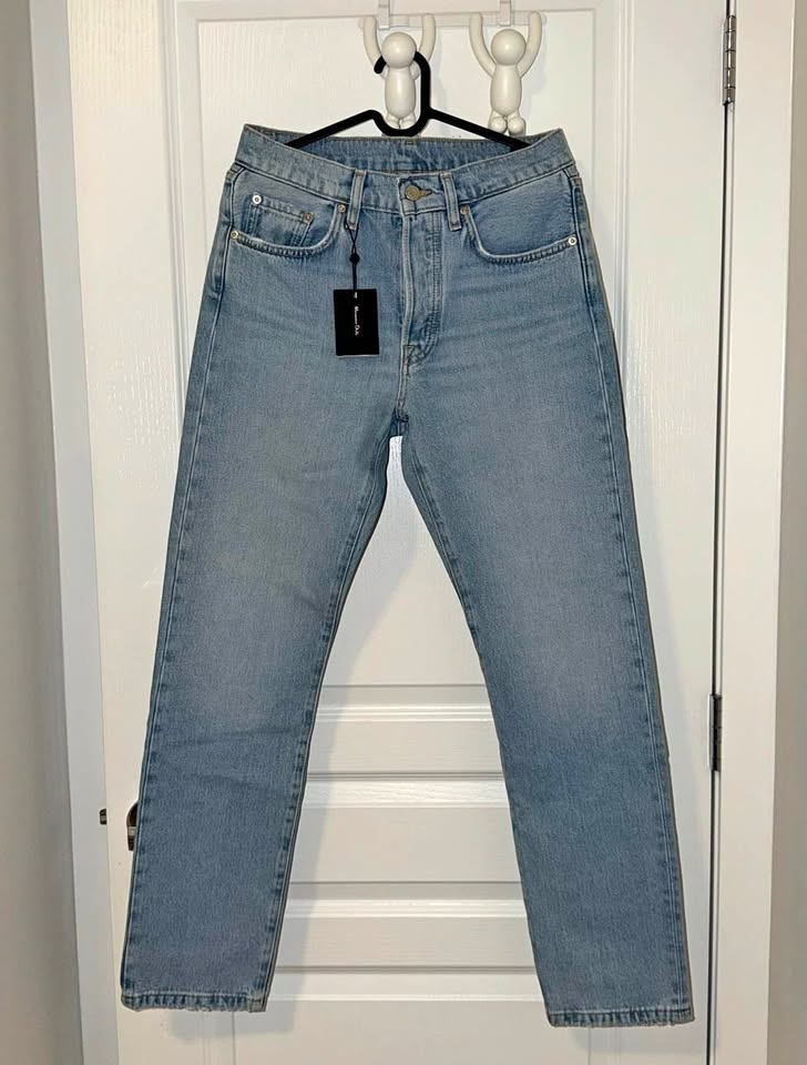 Brand New Massimo Dutti Straight-Leg High-Waist Jeans