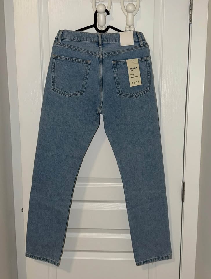 Brand New Massimo Dutti Straight-Leg High-Waist Jeans - photo 2