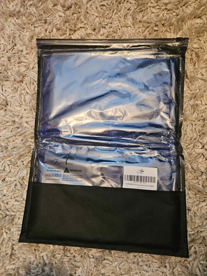 Fortress cashmere feel scarf BRAND NEW - photo 2
