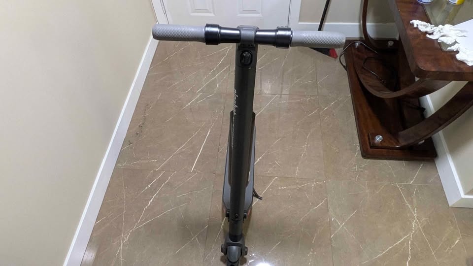 Powerful Segway ES4 eScooter – Great for Commute or Fun Rides! - photo 4