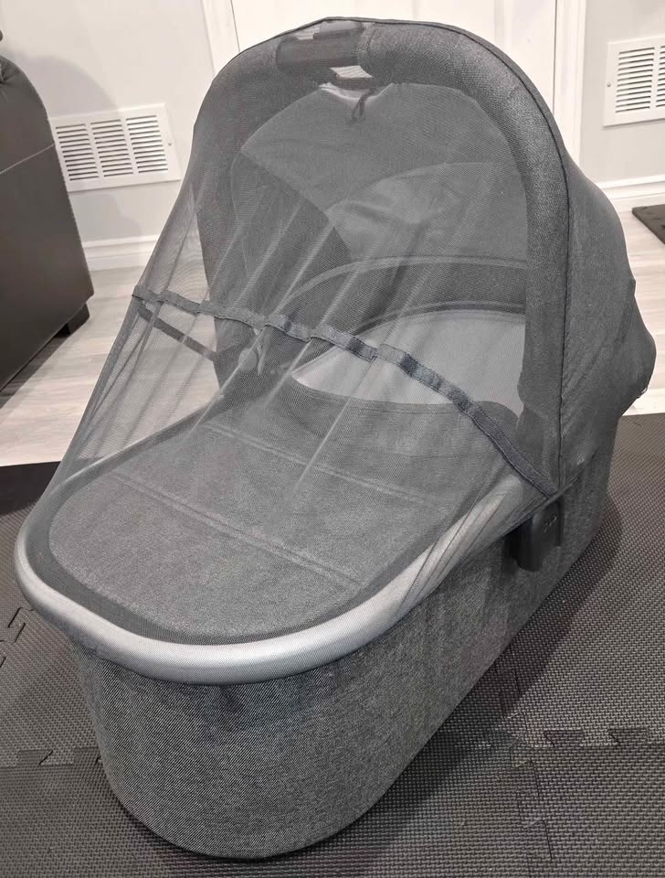 Brand New UppaBaby Bassinet V2 With Accessories - photo 5
