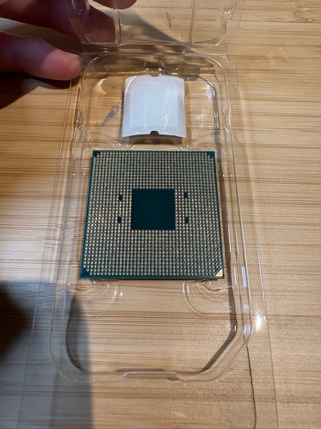 AMD Ryzen 7 3800X CPU with RGB Stock Cooler - photo 3