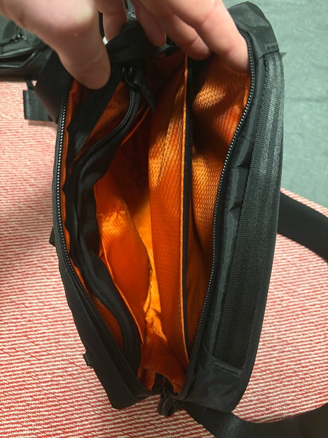 Alpaka Go Sling - Black X-PAC - Like New - photo 4