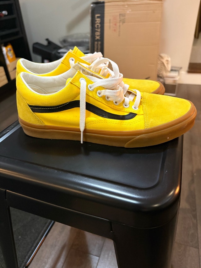 Vans Old Skool Custom Shoes - Yellow - Men’s Size 10