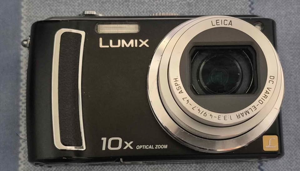 Panasonic Lumix - photo 2