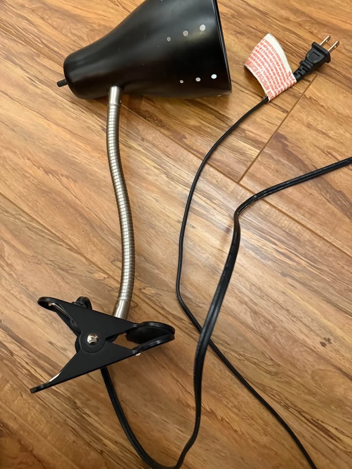 Clipon Table Lamp - photo 3