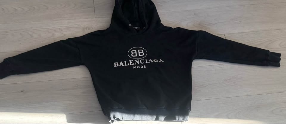 Balenciaga Mode Hoodie – Size Medium - photo 3