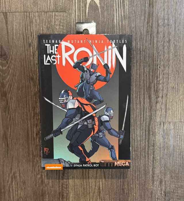 Neca TMNT The Last Ronin Synja Patrol Bot figure
