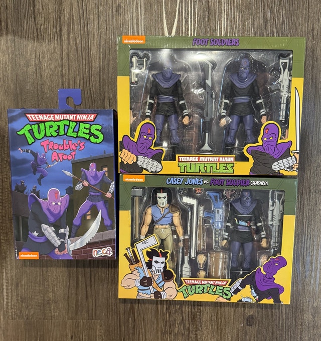 Neca TMNT Foot Soldier army and Casey Jones
