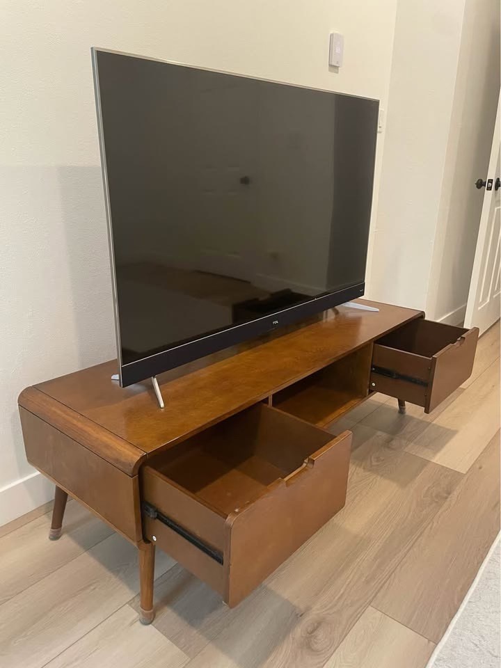 Mid-Century Modern TV Stand - photo 2
