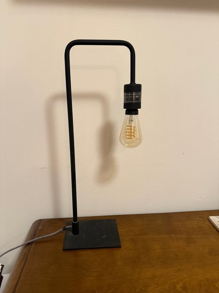 Modern Table Lamp with Exposed Bulb