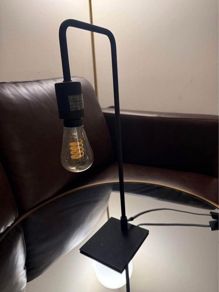 Modern Table Lamp with Exposed Bulb - photo 2