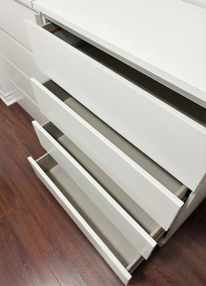 MALM 4 drawer chest - photo 3