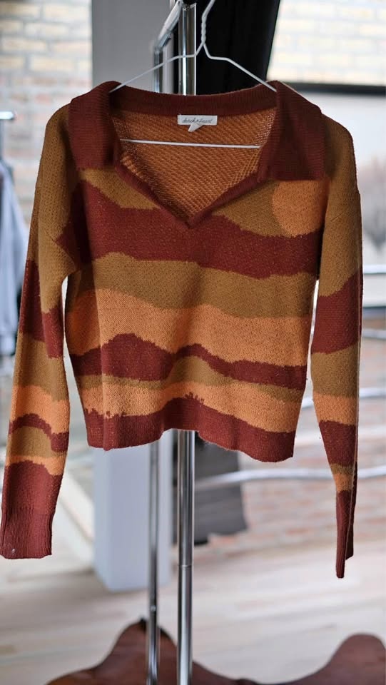 Derek Heart Sweater - Women’s Size Medium
