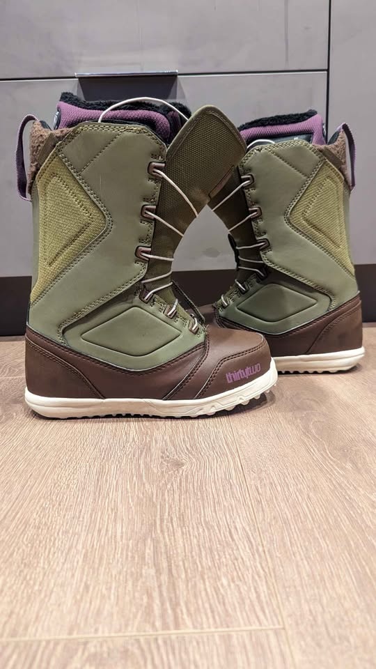 Women Snowboard Boots Size 6 - photo 2