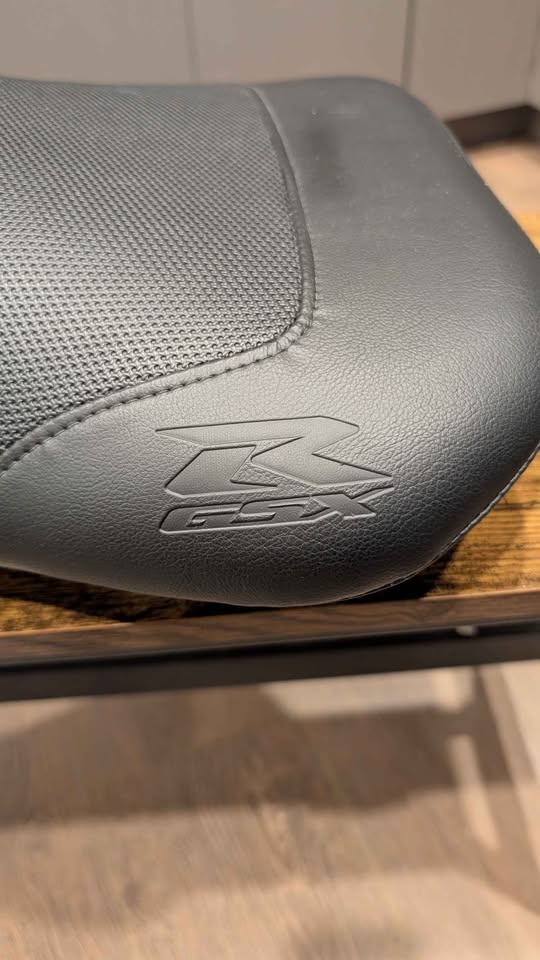 2004 - 2005 GSXR 600/750 Gel Seat - photo 2