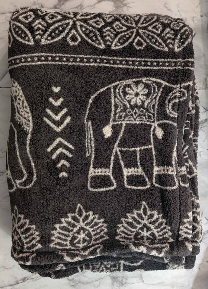 Simons Maison Elephant Throw 130 x 180 cm - photo 2